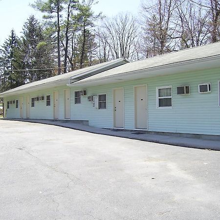 Cedar Grove Motel Altoona Bagian luar foto